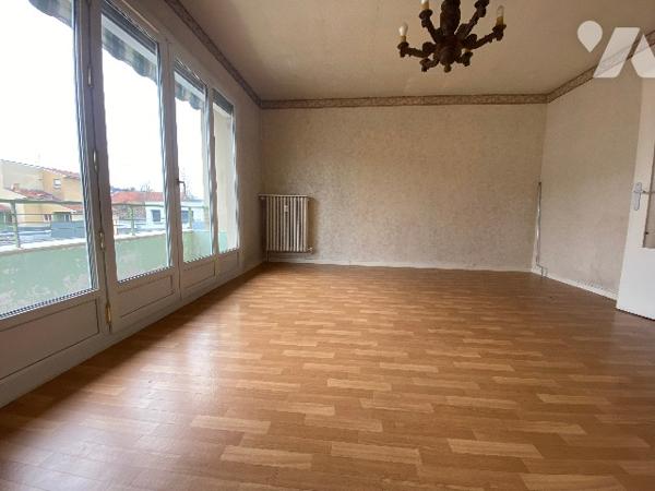 Appartement de 63.27m² env. traversant avec grand balcon