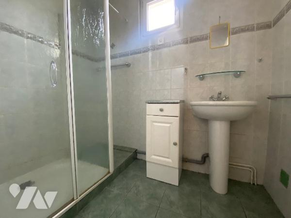 Appartement de 63.27m² env. traversant avec grand balcon