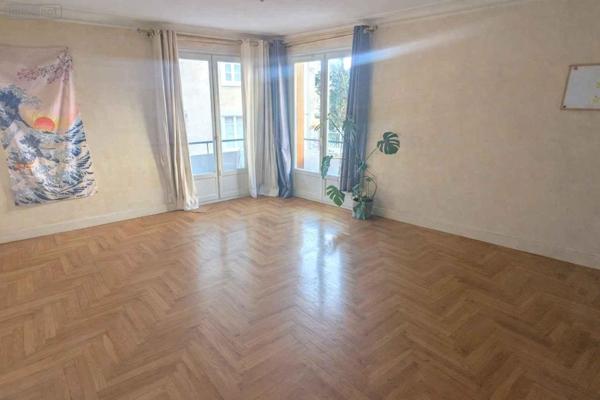 Appartement à vendre à Rennes en Ille-et-Vilaine (35700), ref : 2603 Thabor