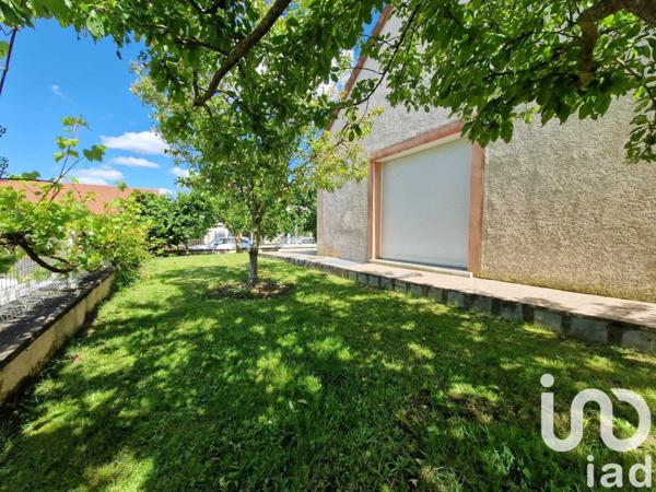 Maison 6 pièces de 144 m² à Gien (45500)