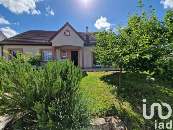 Maison 6 pièces de 144 m² à Gien (45500)