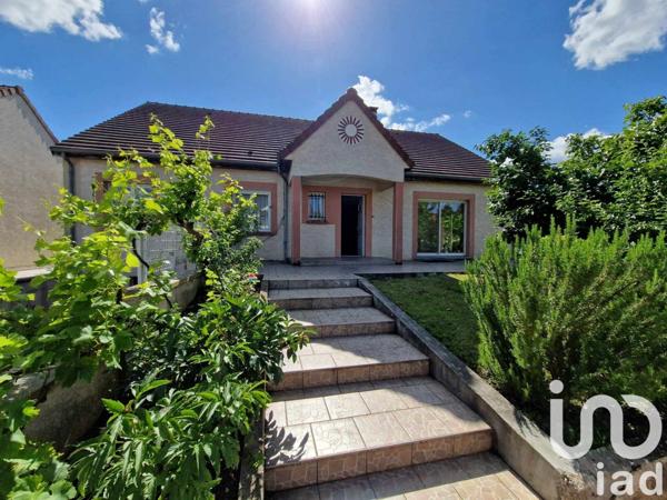 Maison 6 pièces de 144 m² à Gien (45500)