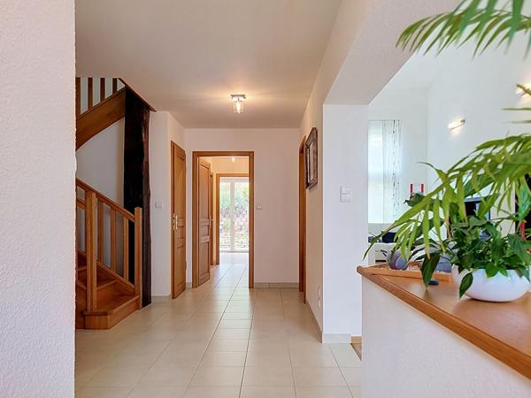 MAISON - 3 CHAMBRES - JARDIN - GARAGE - DEUXNOUDS DEVANT BEAUZEE