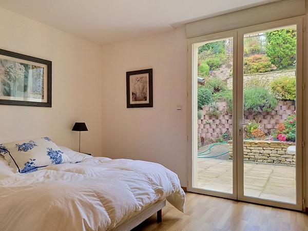 MAISON - 3 CHAMBRES - JARDIN - GARAGE - DEUXNOUDS DEVANT BEAUZEE