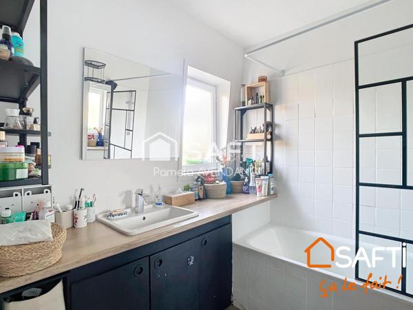 Pavillon familial dans une résidence verdoyante