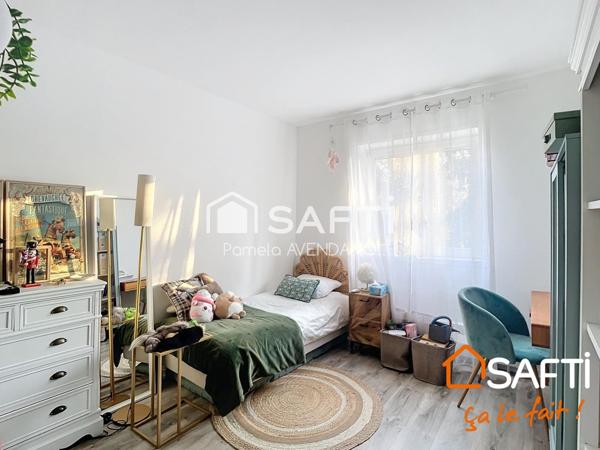 Pavillon familial dans une résidence verdoyante