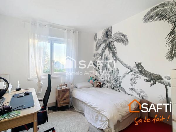 Pavillon familial dans une résidence verdoyante