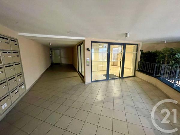 Appartement F3 à vendre  3 pièces - 65,83 m 2   DAMMARTIN EN GOELE  - 77