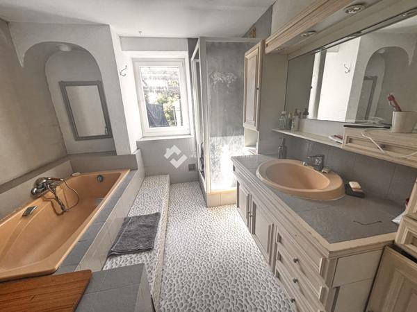 Maison ancienne à vendre, 6 pièces - Cissé 86170