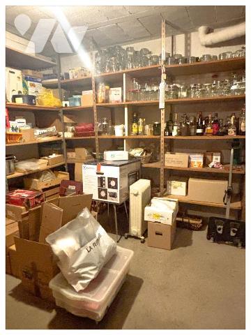 Maison sur sous sol sur-élevé  Chalouére, Ney, Saint Serge 