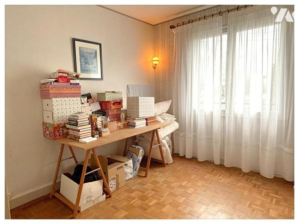 Maison sur sous sol sur-élevé  Chalouére, Ney, Saint Serge 