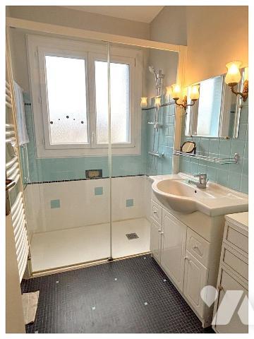 Maison sur sous sol sur-élevé  Chalouére, Ney, Saint Serge 