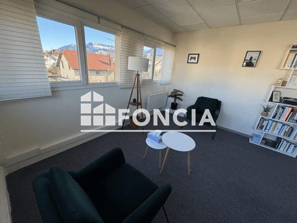 Location Local commercial 1 pièce 21.49 m² - 33 ROUTE DES CHEVENNES Cran Gevrier 74960