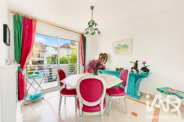 Maison à vendre 6 pièces 243,7 m² Chennevières-sur-Marne