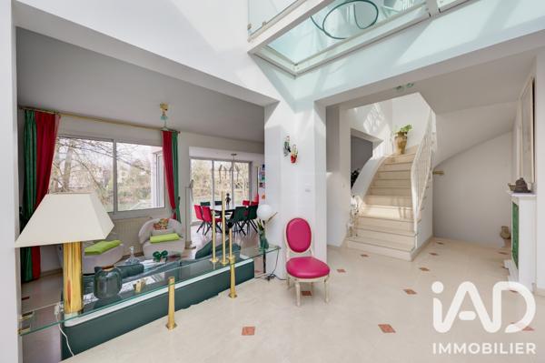 Maison à vendre 6 pièces 243,7 m² Chennevières-sur-Marne