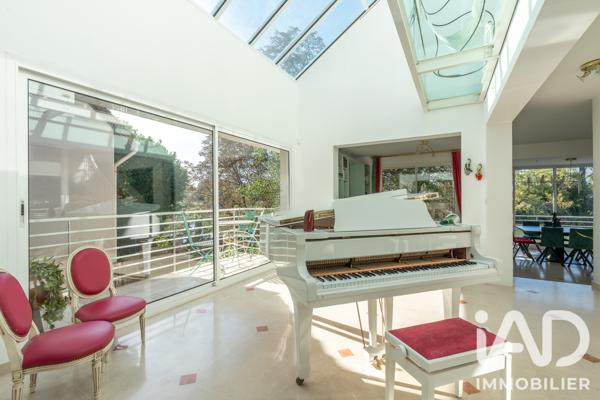 Maison à vendre 6 pièces 243,7 m² Chennevières-sur-Marne