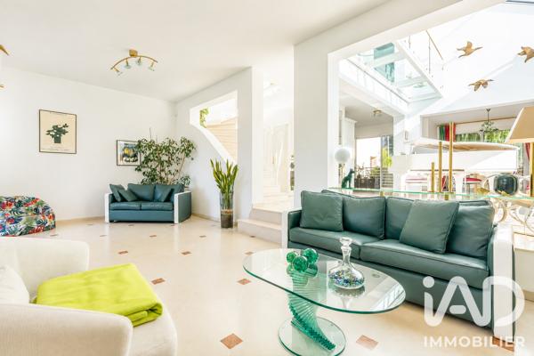 Maison à vendre 6 pièces 243,7 m² Chennevières-sur-Marne