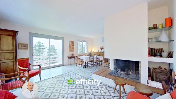 Maison
         7 pièces
        - 184 m² 330 000 € *
