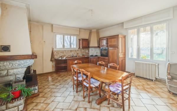 Maison à vendre    5 pièces •  Castelsarrasin
