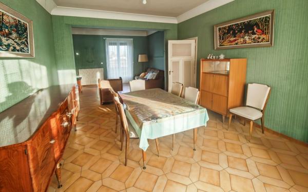Maison à vendre    5 pièces •  Castelsarrasin