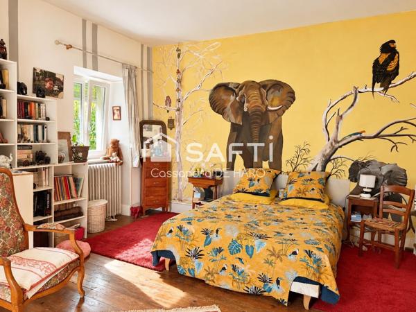 Grande maison familiale avec dépendances