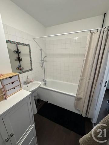 Appartement F2 à vendre  2 pièces - 54,13 m2 MONTMORENCY - 95