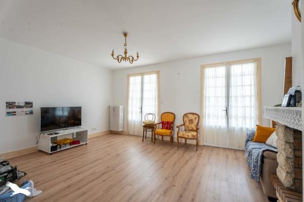 Maison à vendre |  Jonzac |  6 pièces | 138 m²