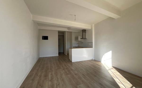 Appartement à vendre    2 pièces • 48,69 m2 Cazères