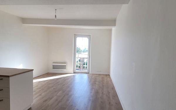 Appartement à vendre    2 pièces • 48,69 m2 Cazères
