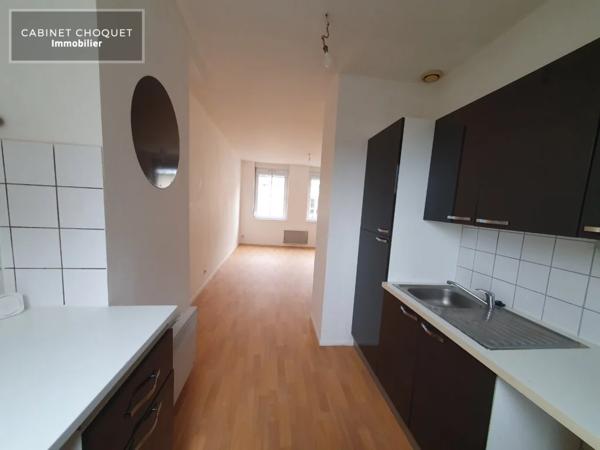 F2 A LOUER - LAMBERSART - 44.5 m 2 - 684 € charges comprises par mois