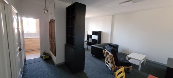 A LOUER Appartement meublé 3 pièces principales