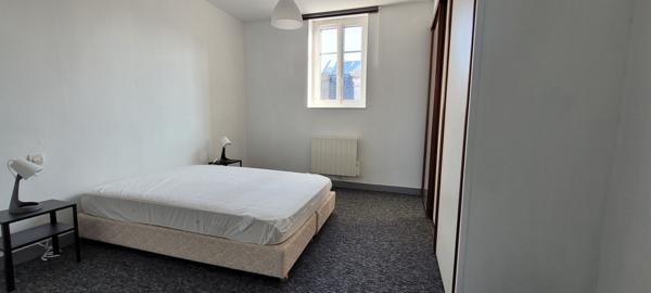 A LOUER Appartement meublé 3 pièces principales