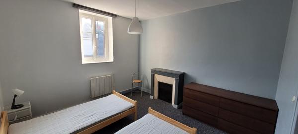 A LOUER Appartement meublé 3 pièces principales