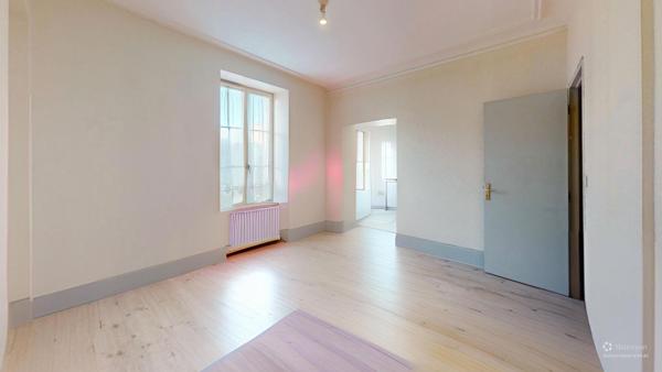 Appartement 4 pièces 78 m²  Centre-ville de Bourges, secteur Cathédrale