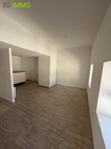 Location / Appartement T4
