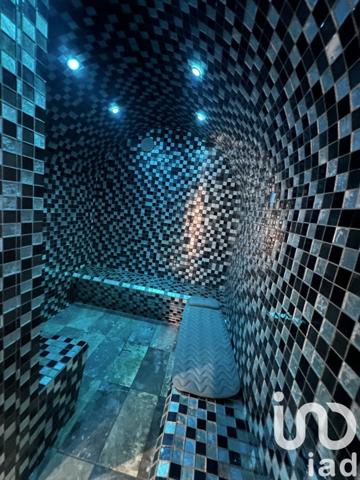 Maison d’architecte 6 pièces de 237 m² à Cambes (33880)