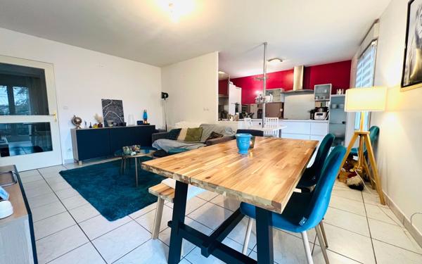 Appartement à vendre    2 pièces •  Tassin-la-Demi-Lune