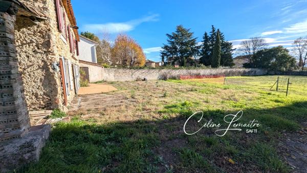 bastidon en pierre au centre ville