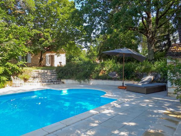 Maison Périgourdine XVIIIe | 4 ch. | 190 m² | Piscine | 9 000 m² | Proche Sarlat | Dordogne