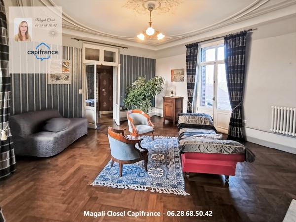 Demeure de caractère – Fin XIXe siècle – Parc arboré de plus de 5 000 m² – Centre-ville