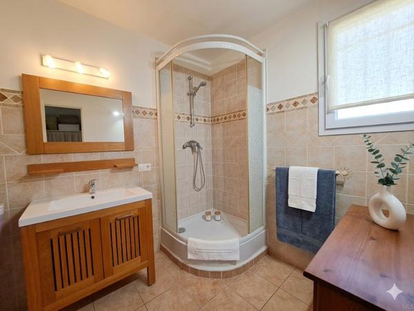 Maison 7 pièces - 180 m²