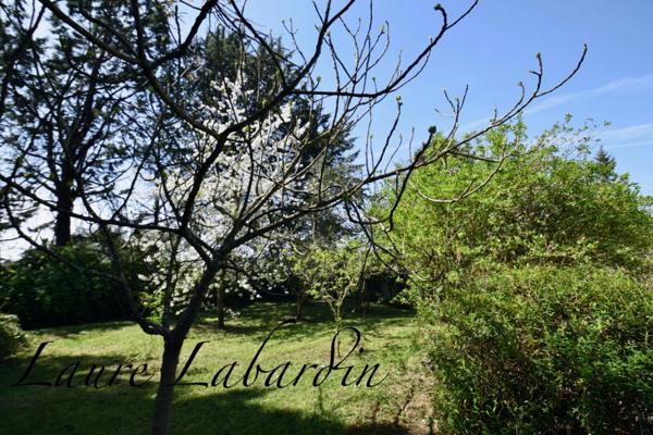 Maison de 144m2, 3 chambres, véranda, piscine, jardin, garage à TOMBEBOEUF (47)