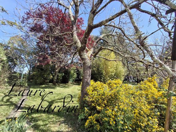 Maison de 144m2, 3 chambres, véranda, piscine, jardin, garage à TOMBEBOEUF (47)