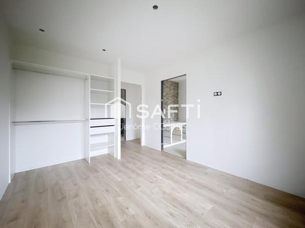 Villa contemporaine d'environ 170 M2 en cours de construction