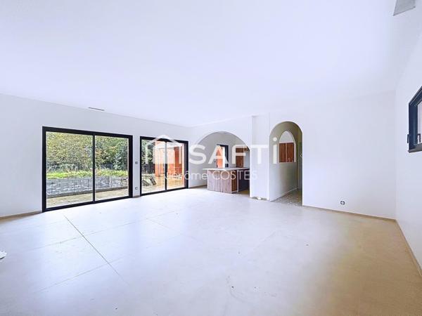 Villa contemporaine d'environ 170 M2 en cours de construction