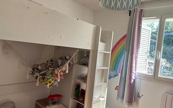 Appartement à vendre    3 pièces • 52 m2 Vaulx-en-Velin