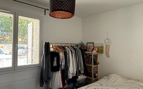 Appartement à vendre    3 pièces • 52 m2 Vaulx-en-Velin