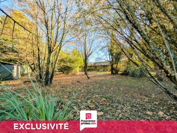 VENTE INTERACTIVE ! GARANTIE 12 MOIS INCLUS ! Maison de ville avec jardin et garage !