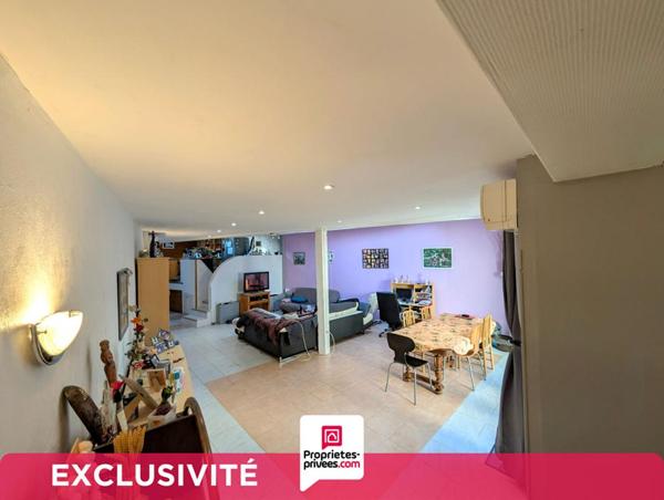 VENTE INTERACTIVE ! GARANTIE 12 MOIS INCLUS ! Maison de ville avec jardin et garage !