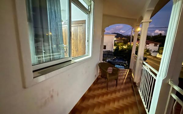 Maison à vendre    4 pièces •  Vieux-Habitants